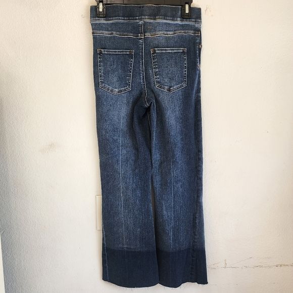 🌸 NEW Spanx | Spanx Mid-Rise Crop Flare Jeans size S - Picture 9 of 13